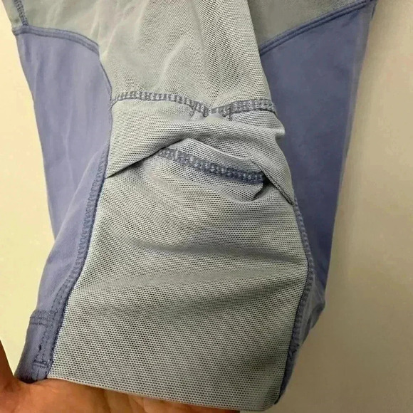 Lululemon  V-Neck Athletic Bra Fitted Tank Top Purple Women's Small - Picture 8 of 13